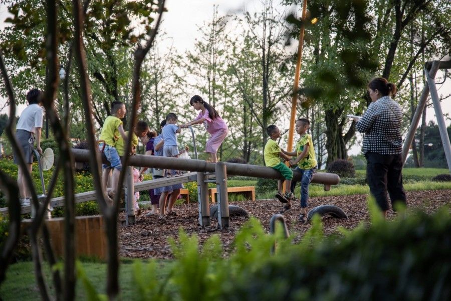 大型户外游乐设备选购指南-2025年最新安全标准与投资回报分析 大型户外游乐设备选购指南-2025年最新安全标准与投资回报分析