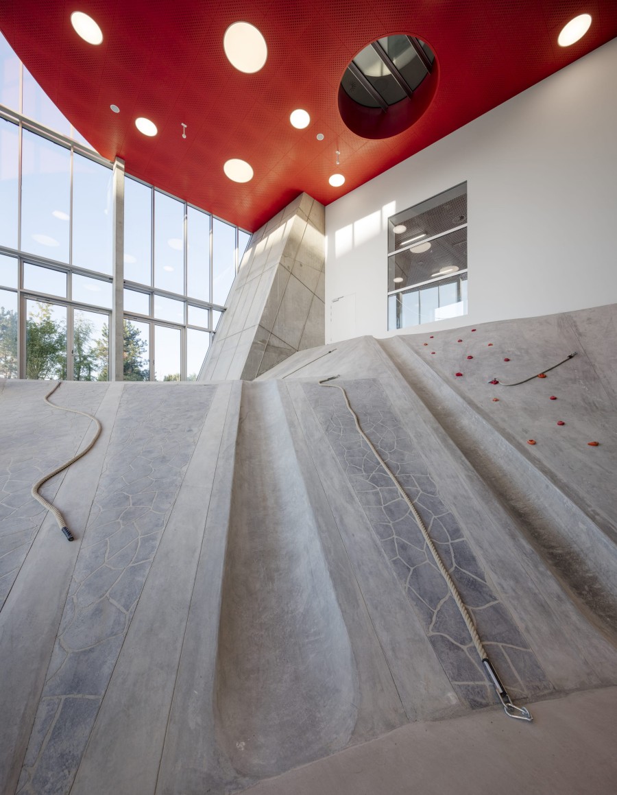 旅游景区游乐设施选购指南-2025年最新安全标准与游客体验提升 旅游景区游乐设施选购指南-2025年最新安全标准与游客体验提升