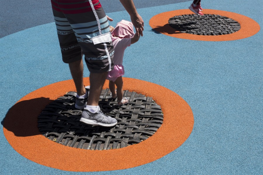 大型游乐园设备选购指南-2025年最新安全标准与投资回报分析 大型游乐园设备选购指南-2025年最新安全标准与投资回报分析