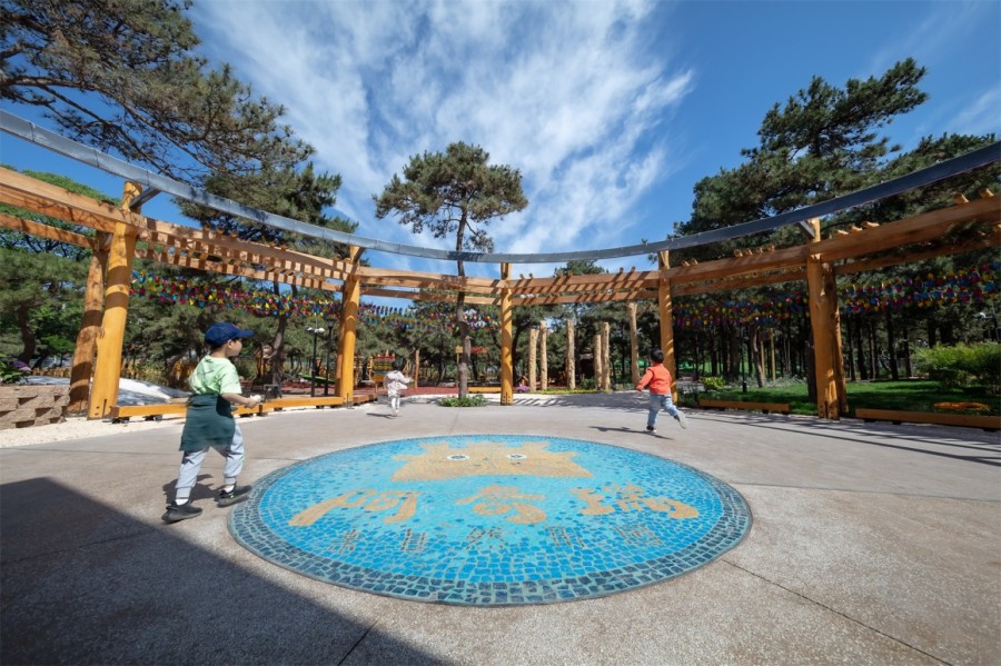 儿童游玩设施-深圳爱嘟嘟专业定制-2025年安全标准全解析 儿童游玩设施-深圳爱嘟嘟专业定制-2025年安全标准全解析