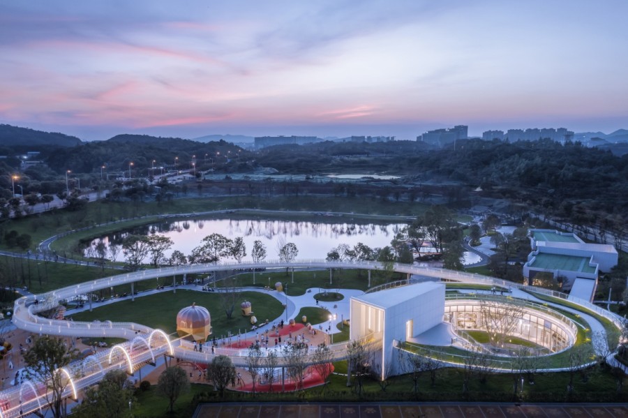 旅游景区游乐设施选购指南-2025年最新安全标准与游客体验提升 旅游景区游乐设施选购指南-2025年最新安全标准与游客体验提升